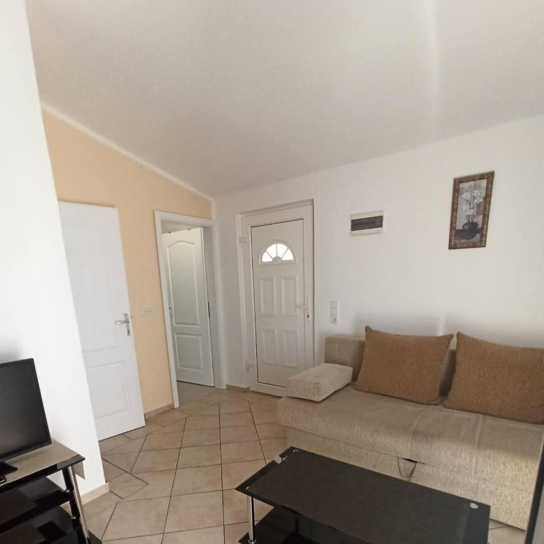 Apartmani Lun Vir Dış mekan fotoğraf