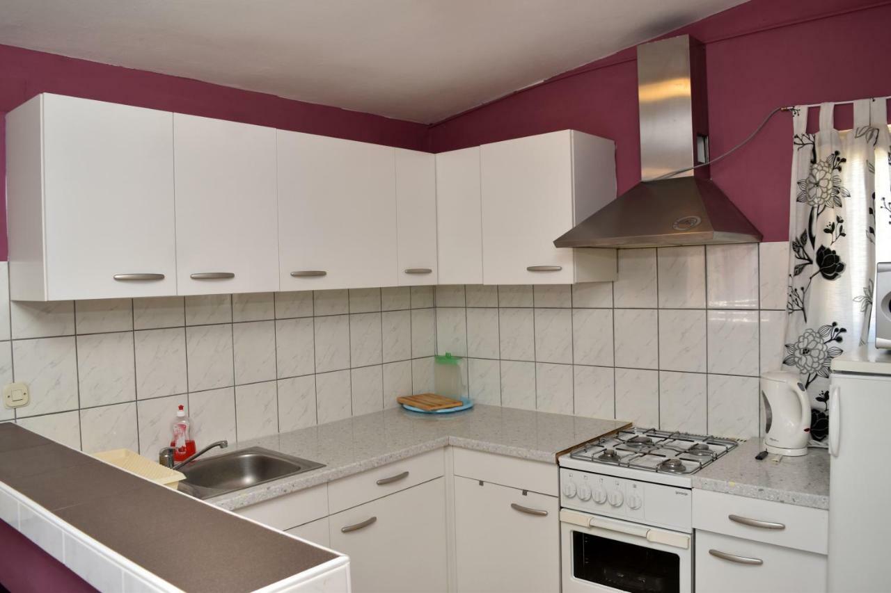 Apartmani Lun Vir Dış mekan fotoğraf