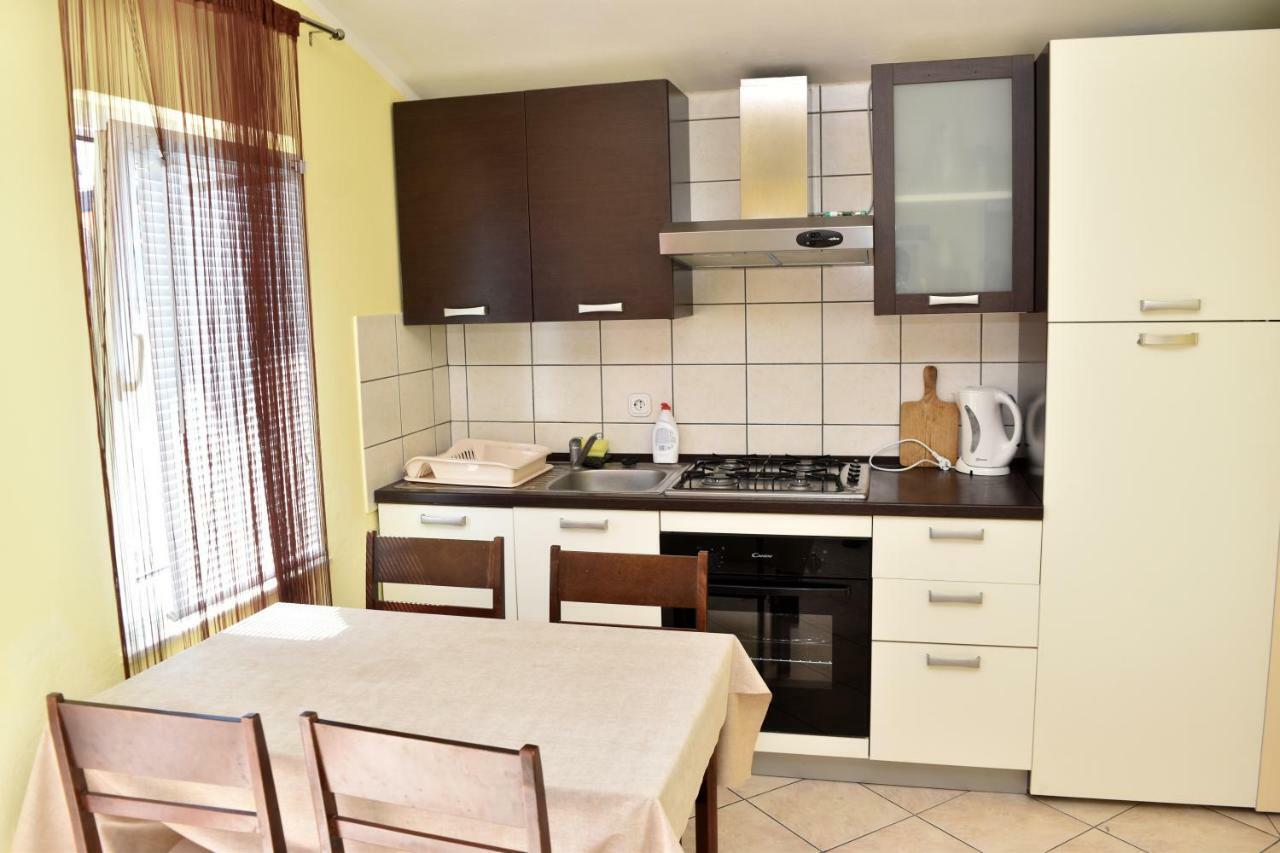 Apartmani Lun Vir Dış mekan fotoğraf